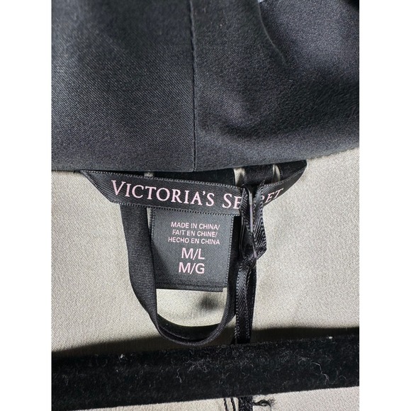 Victoria's Secret Black Silk Satin Kimono Sleeve Robe  Tie Waist M L NEW Luxury - Picture 4 of 13